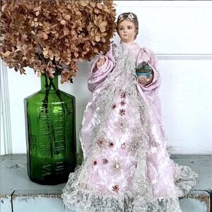 Vintage Infant of Prague Religious Statue Statuary Chalk Plaster Pink Vestments